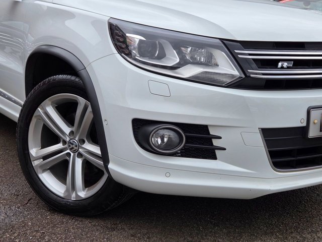 2015 VOLKSWAGEN TIGUAN - Photo 8