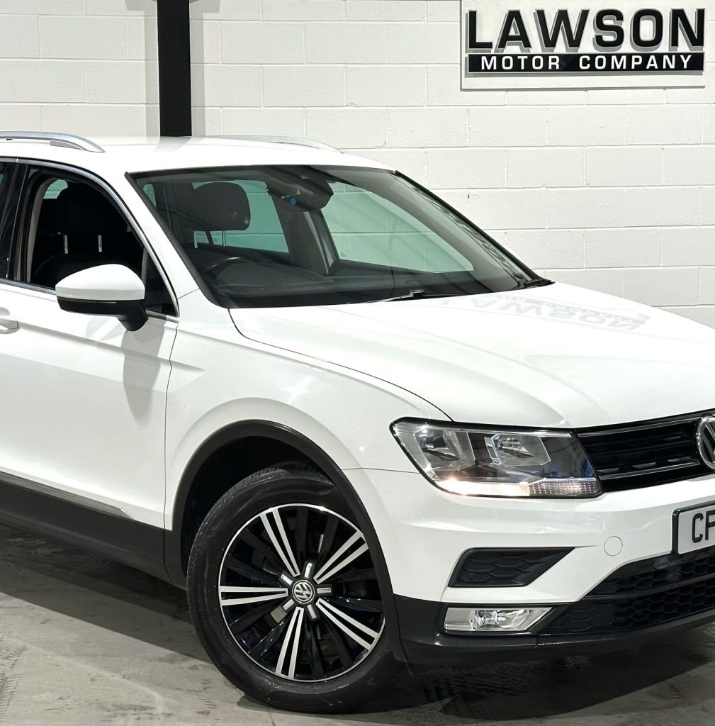 USED 2017 17 VOLKSWAGEN TIGUAN 2.0 TDI BlueMotion Tech SE SUV 5dr Diesel Manual Euro 6 (s/s) (150 ps) 