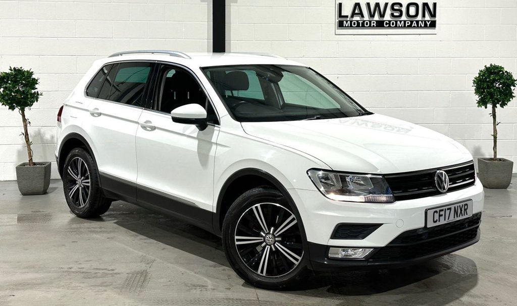 USED 2017 17 VOLKSWAGEN TIGUAN 2.0 TDI BlueMotion Tech SE SUV 5dr Diesel Manual Euro 6 (s/s) (150 ps) 