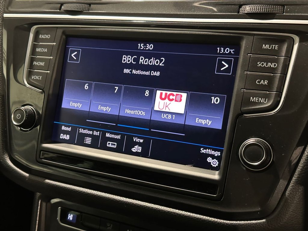 USED 2017 17 VOLKSWAGEN TIGUAN 2.0 TDI BlueMotion Tech SE SUV 5dr Diesel Manual Euro 6 (s/s) (150 ps) 