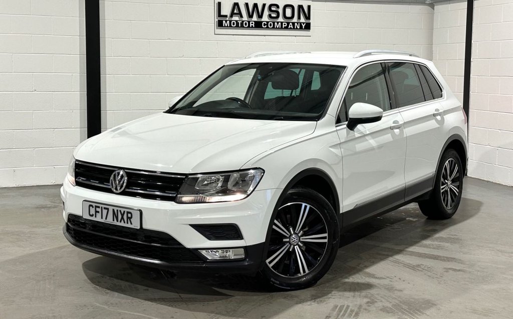 USED 2017 17 VOLKSWAGEN TIGUAN 2.0 TDI BlueMotion Tech SE SUV 5dr Diesel Manual Euro 6 (s/s) (150 ps) 