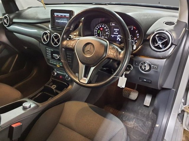 2013 Mercedes-Benz B-CLASS - Photo 3