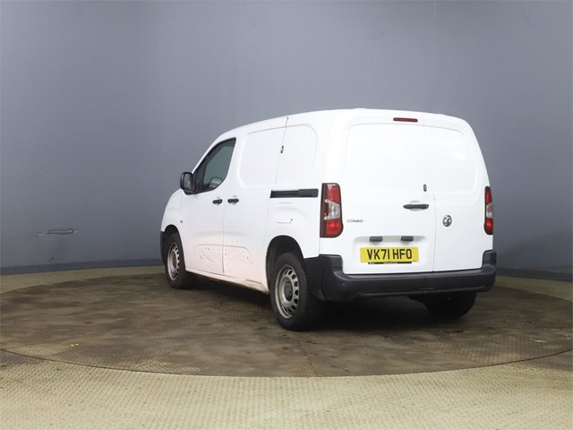 2021 Vauxhall Combo 1.5L Edition 4dr - Photo 6