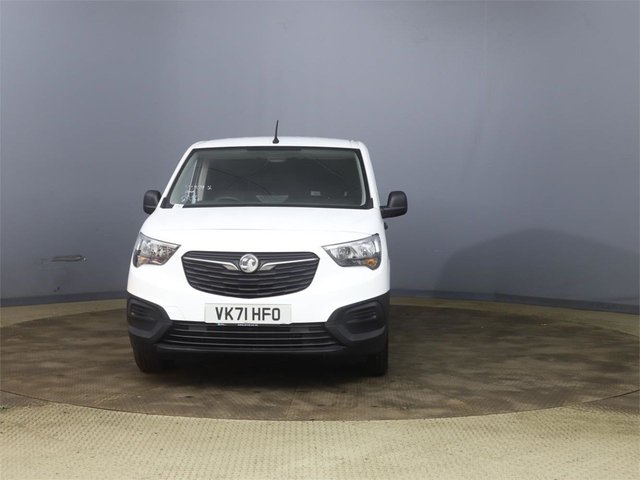 2021 Vauxhall Combo 1.5L Edition 4dr - Photo 8