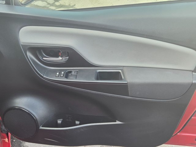 2018 TOYOTA YARIS - Photo 7