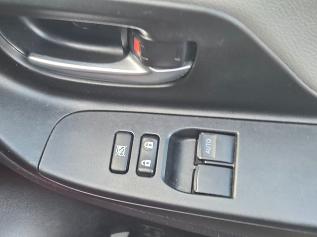 2018 TOYOTA YARIS - Photo 8