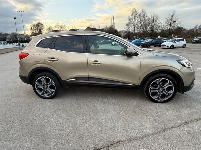 2016 Renault Kadjar 1.6L Dynamique Nav 5dr - Photo 9
