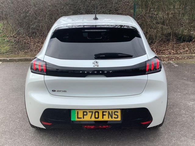 2021 PEUGEOT E-208 - Photo 4