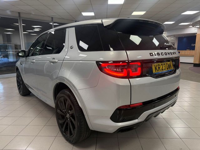 2023 Land Rover Discovery Sport 2L R-Dynamic Hse 5dr - Photo 4