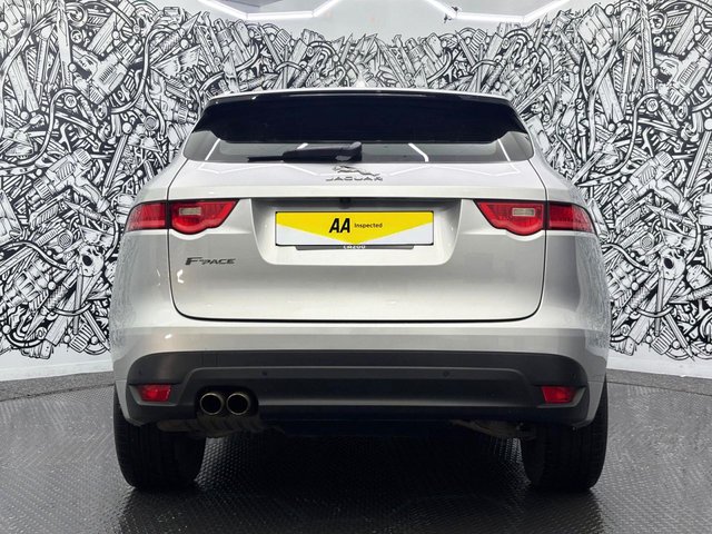 2019 Jaguar F-Pace 2L R-Sport 5dr - Photo 10