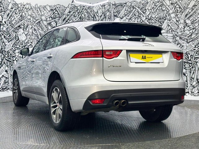 2019 Jaguar F-Pace 2L R-Sport 5dr - Photo 9