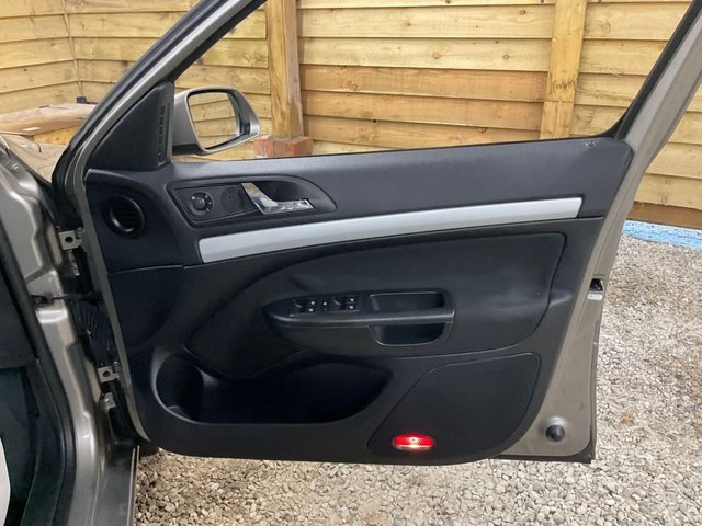 2008 SKODA OCTAVIA (2008) - Photo 9