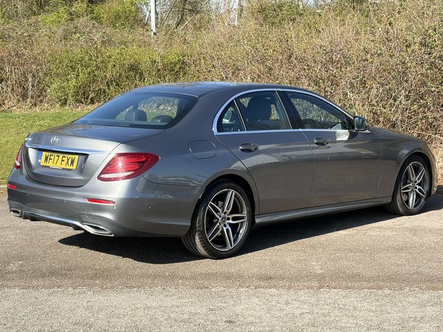 2017 Mercedes-Benz E-CLASS - Photo 5