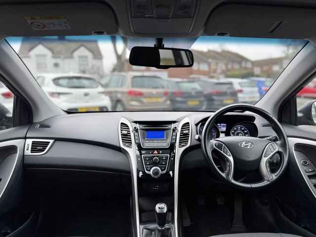 2016 HYUNDAI I30 1.6 CRDi Blue Drive SE Hatchback 5dr Diesel Manual Euro 6 (s/s) (110 ps) - Photo 11