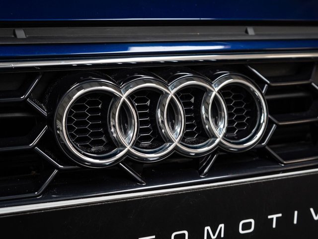 2021 Audi A4 2L S Line 4dr - Photo 4