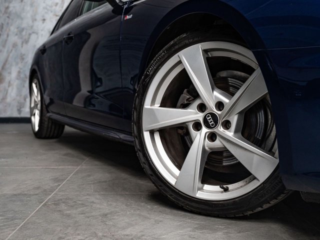 2021 Audi A4 2L S Line 4dr - Photo 5