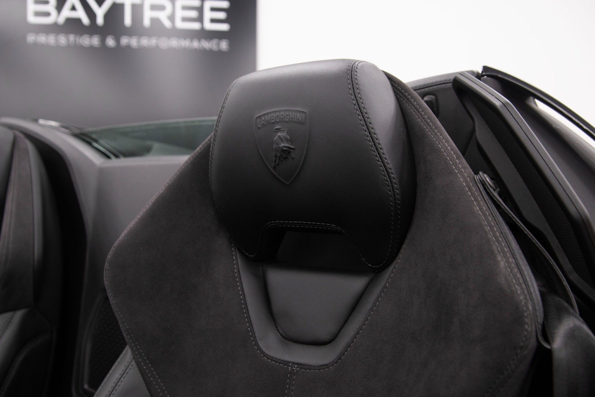 USED 2018 F LAMBORGHINI HURACAN SPYDER 5.2 V10 LP 610-4 Spyder 