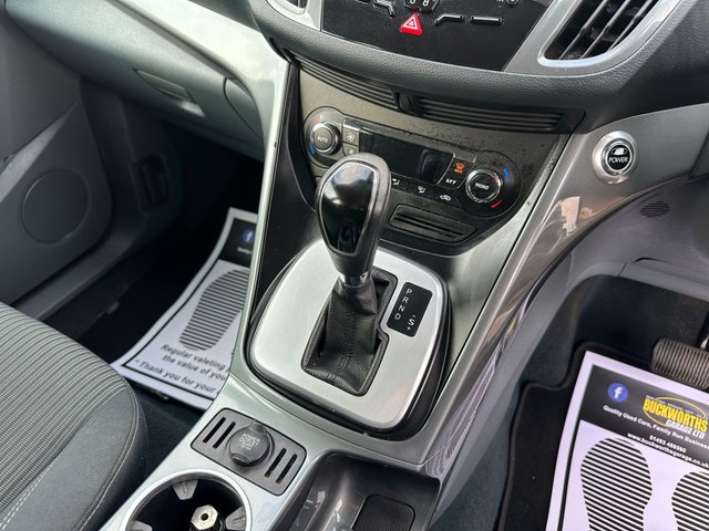 2012 FORD C-MAX 2.0 TDCi Titanium MPV 5dr Diesel Powershift Euro 5 (140 ps) - Photo 9