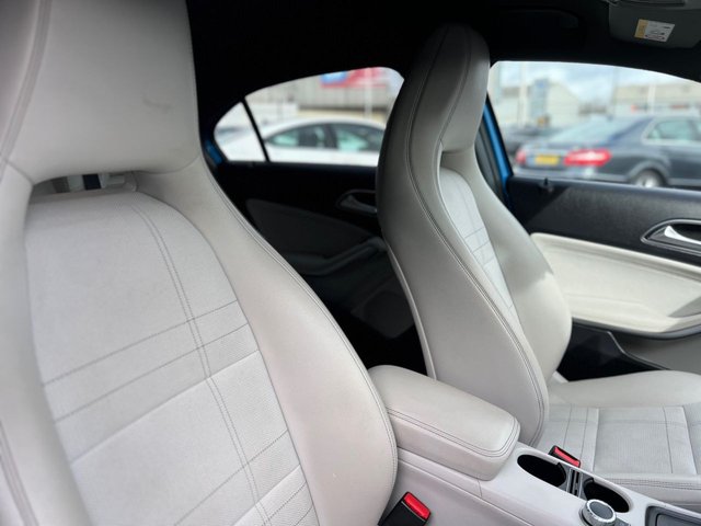 2014 Mercedes-Benz A-CLASS - Photo 10