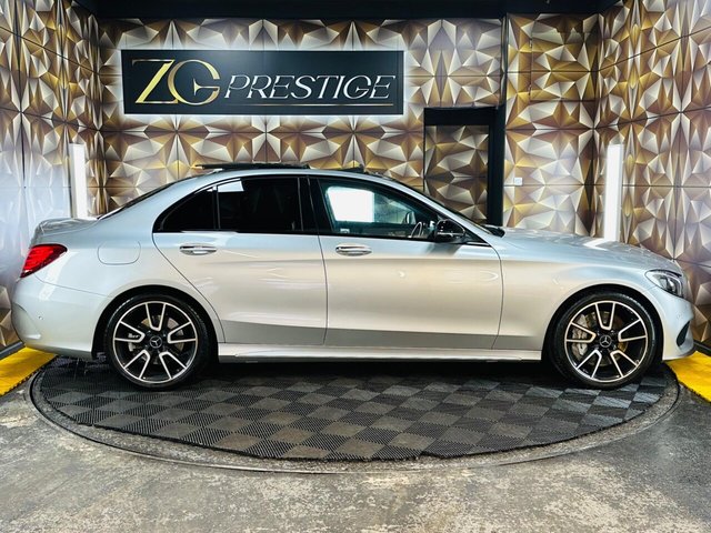 2017 Mercedes-Benz C CLASS 3.0 C43 V6 AMG (Premium Plus) G-Tronic+ 4MATIC Euro 6 (s/s) 4dr - Photo 9