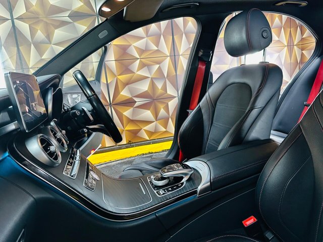 2017 Mercedes-Benz C CLASS 3.0 C43 V6 AMG (Premium Plus) G-Tronic+ 4MATIC Euro 6 (s/s) 4dr - Photo 6