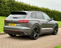USED 2021 21 VOLKSWAGEN TOUAREG 3.0 TDI V6 Black Edition SUV 5dr Diesel Tiptronic 4Motion Euro 6 (s/s) (286 ps) 