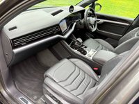 USED 2021 21 VOLKSWAGEN TOUAREG 3.0 TDI V6 Black Edition SUV 5dr Diesel Tiptronic 4Motion Euro 6 (s/s) (286 ps) 