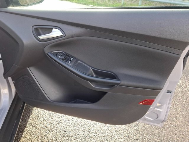 2012 FORD FOCUS - Photo 7