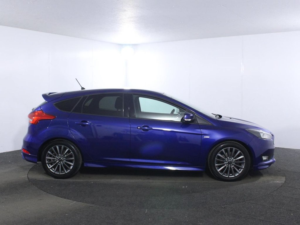 USED 2017 67 FORD FOCUS 1.0T EcoBoost ST-Line Hatchback 5dr Petrol Manual Euro 6 (s/s) (140 ps) FULL SERVICE HISTORY - FORD SYNC