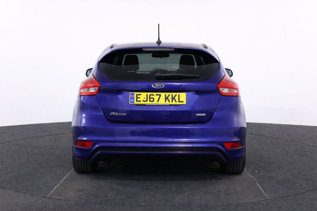 USED 2017 67 FORD FOCUS 1.0T EcoBoost ST-Line Hatchback 5dr Petrol Manual Euro 6 (s/s) (140 ps) FULL SERVICE HISTORY - FORD SYNC