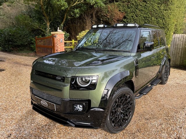 2026 Land Rover Defender 110 - Photo 5