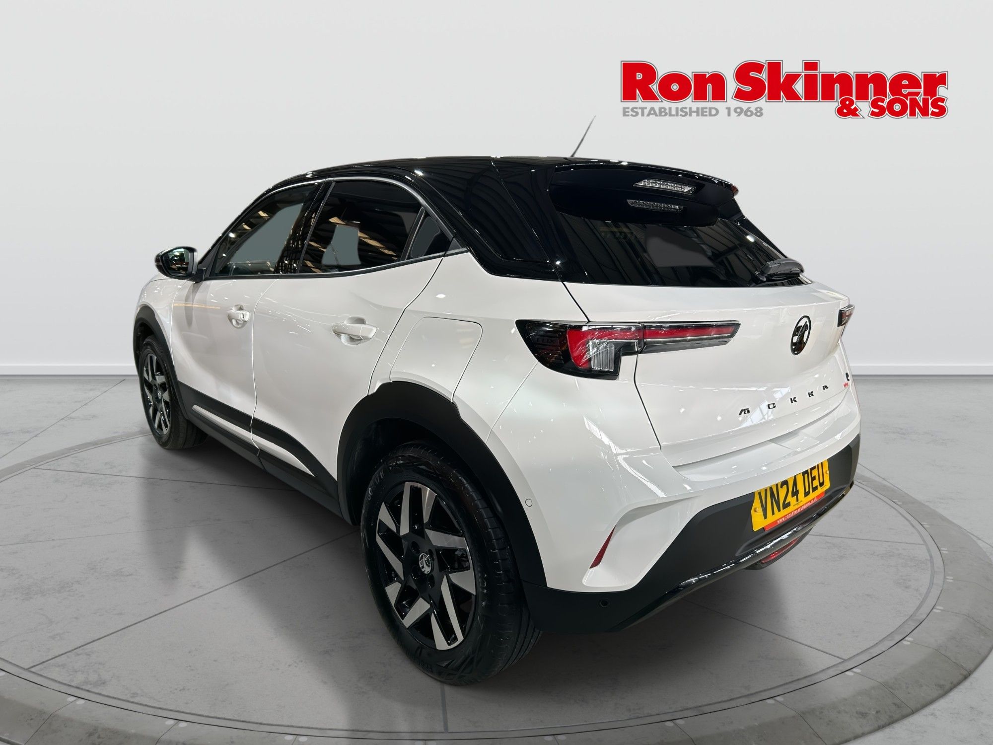 USED 2024 VAUXHALL MOKKA ELECTRIC 50kWh Ultimate SUV 5dr Electric Auto (136 ps) 