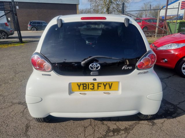 2013 TOYOTA AYGO - Photo 5