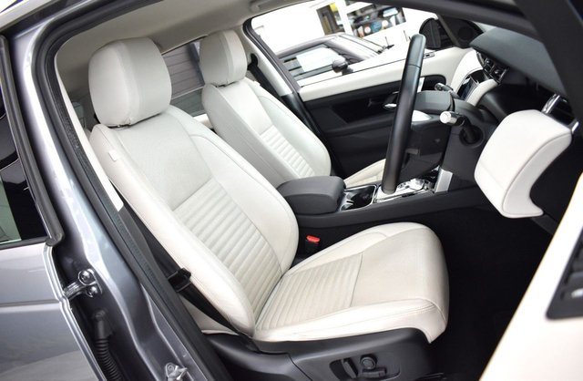 2020 Land Rover Discovery Sport - Photo 9