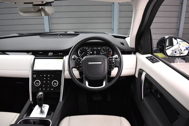 2020 Land Rover Discovery Sport - Photo 6