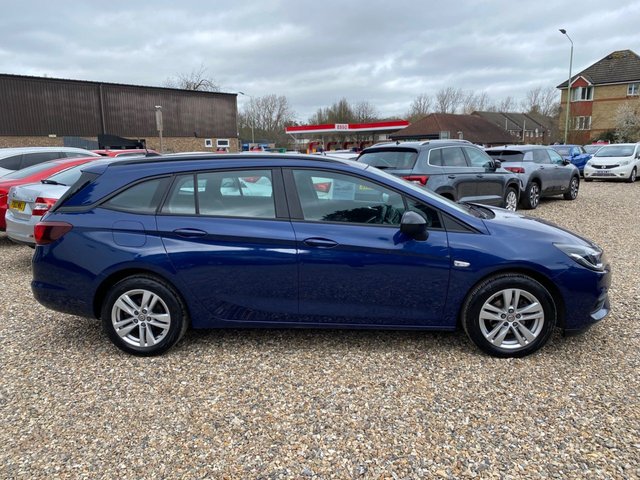 2022 Vauxhall Astra 1.5L Business Edition Nav 5dr - Photo 3