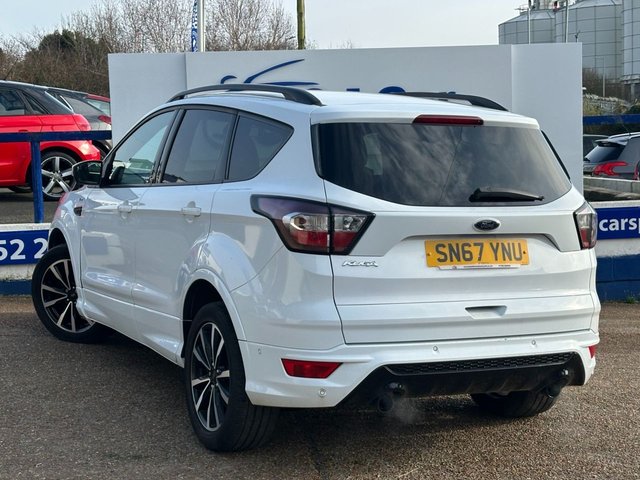 2017 FORD KUGA 1.5 TDCi ST-Line SUV 5dr Diesel Manual Euro 6 (s/s) (120 ps) - Photo 7