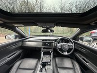 USED 2016 16 JAGUAR XF 3.0d V6 S Saloon 4dr Diesel Auto Euro 6 (s/s) (300 ps) REAR CAMERA SAT NAV