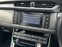 USED 2016 16 JAGUAR XF 3.0d V6 S Saloon 4dr Diesel Auto Euro 6 (s/s) (300 ps) REAR CAMERA SAT NAV