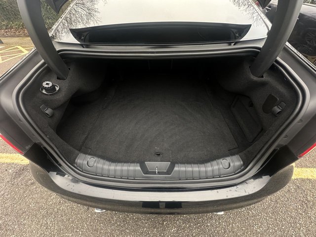 2016 JAGUAR XF - Photo 12