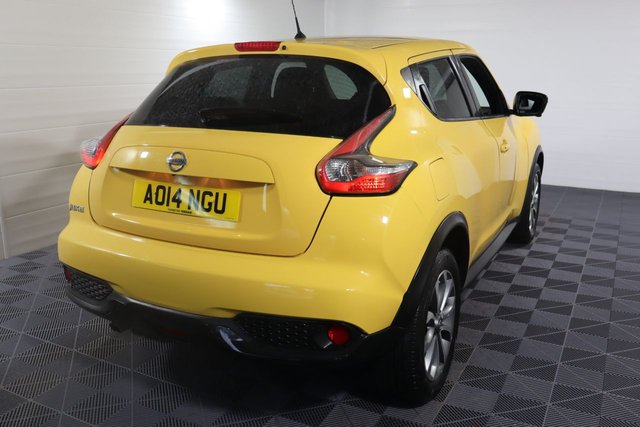 2014 NISSAN JUKE 1.6 Tekna SUV 5dr Petrol XTRON Euro 5 (117 ps) - Photo 5