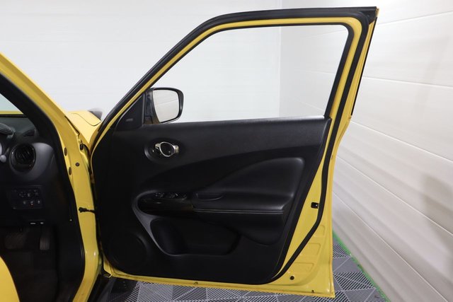 2014 NISSAN JUKE 1.6 Tekna SUV 5dr Petrol XTRON Euro 5 (117 ps) - Photo 9