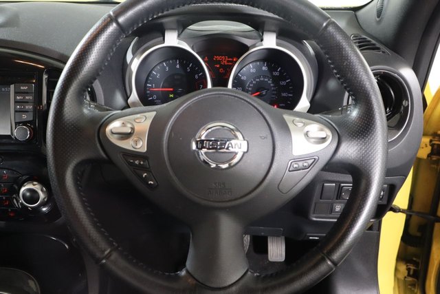 2014 NISSAN JUKE 1.6 Tekna SUV 5dr Petrol XTRON Euro 5 (117 ps) - Photo 11