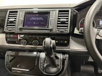 USED 2019 19 VOLKSWAGEN CARAVELLE 2.0 BiTDI BlueMotion Tech Executive MPV 5dr Diesel DSG Euro 6 (s/s) (204 ps) VW Caravelle hosting the rare desert beige nappa leather giving a very luxurious comfortable space 7 Seater with arm rests inc slide table, privacy glass, cruise control, VW App, usb ports,    20" multi spoke alloy wheels,