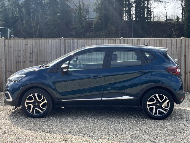 2018 RENAULT CAPTUR - Photo 2