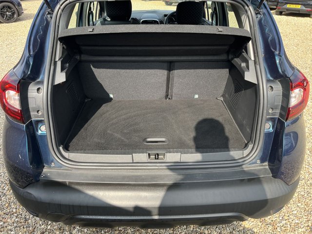 2018 RENAULT CAPTUR - Photo 9