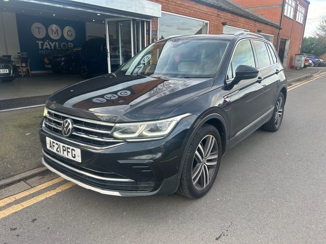 2021 Volkswagen Tiguan - Photo 2