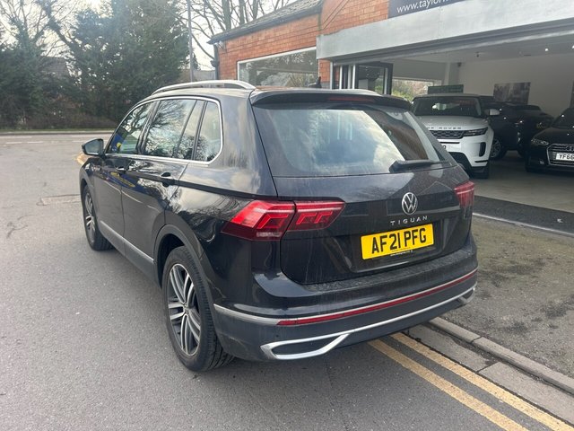 2021 Volkswagen Tiguan - Photo 4