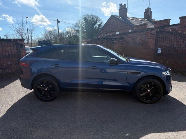 2022 Jaguar F-Pace 2L R-Dynamic Black 5dr - Photo 4