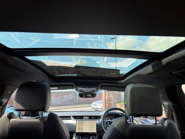 2022 Jaguar F-Pace 2L R-Dynamic Black 5dr - Photo 11